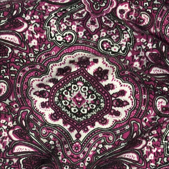 4/$20 Athletic Works Magenta and White Tank Top - Picture 3 of 6